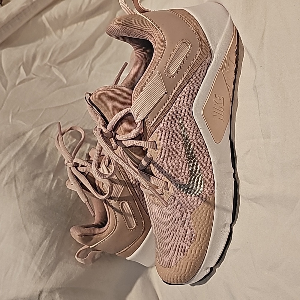 EUC Nike Legend Essential Stone Mauve/White/B-Rose Women's Training Shoes-Sz 6.5